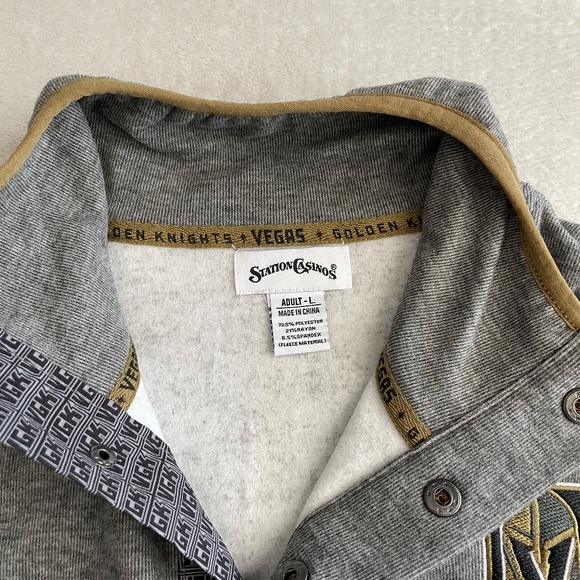 Las Vegas Golden Knights Station Casinos Sweatshirt 1/4 Button Snap Adult Large - Picture 11 of 12